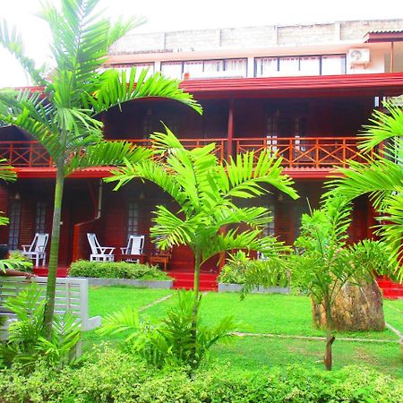 On The Rock Hotel Banduramulla Exterior photo