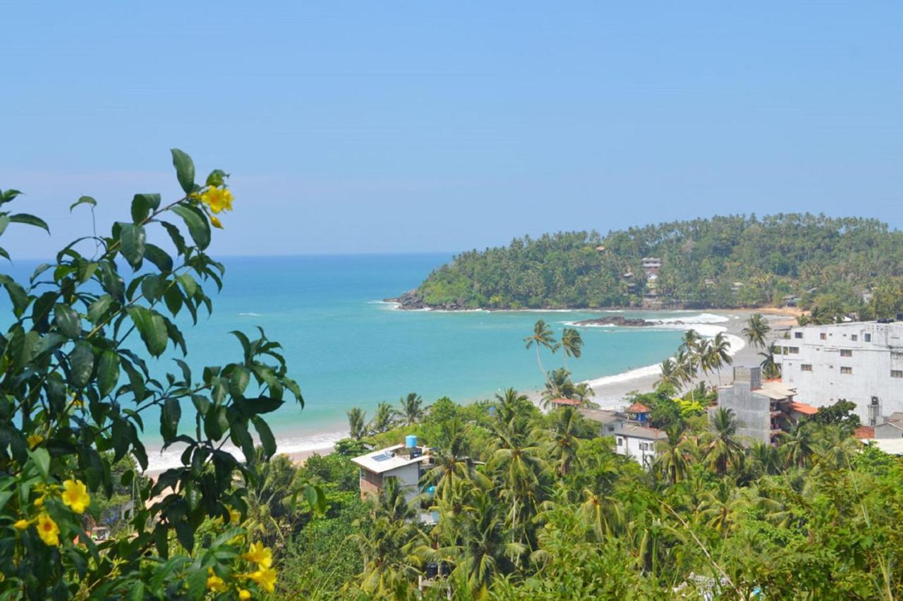 On The Rock Hotel Banduramulla Exterior photo